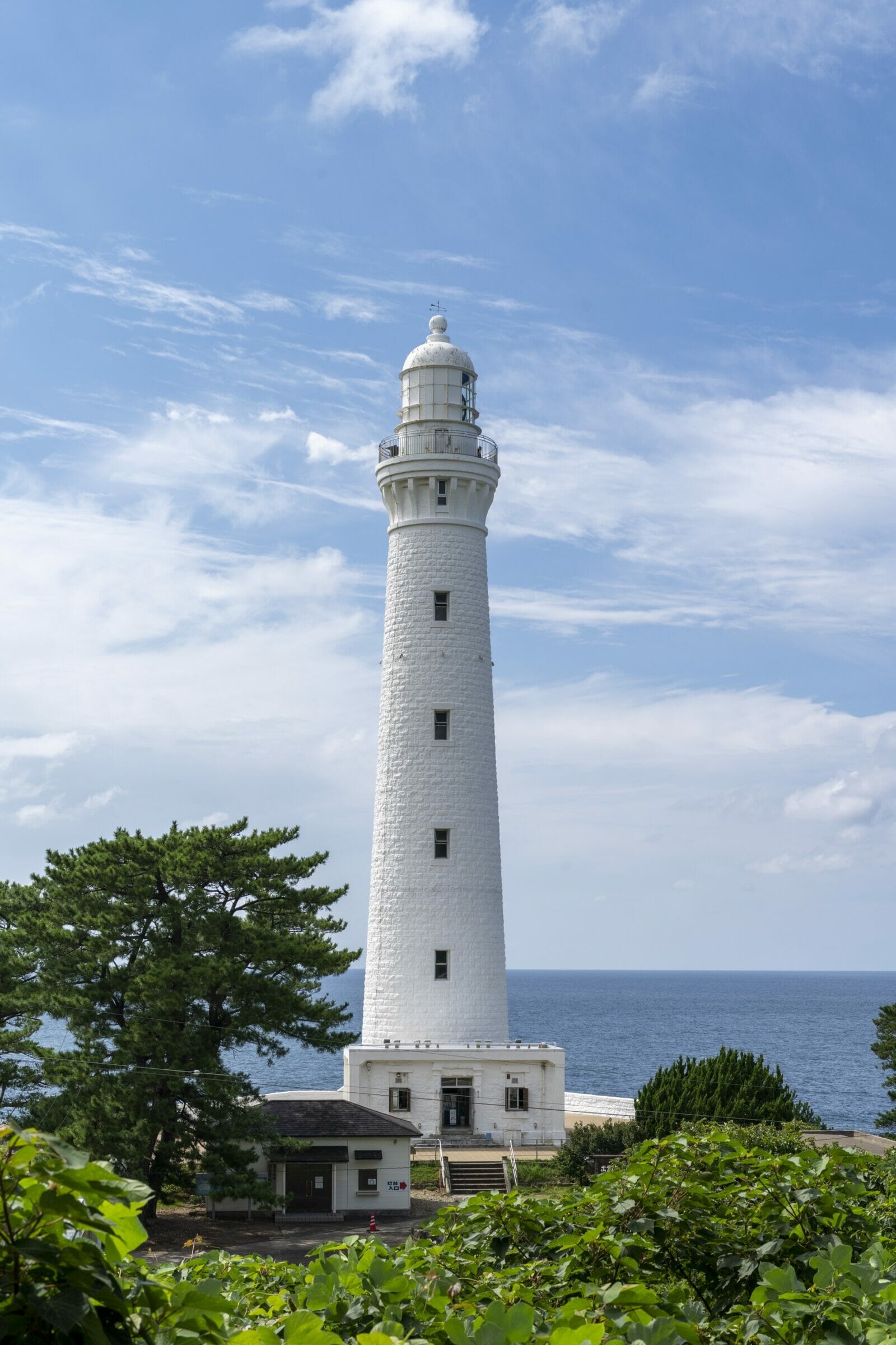 白亜の灯台