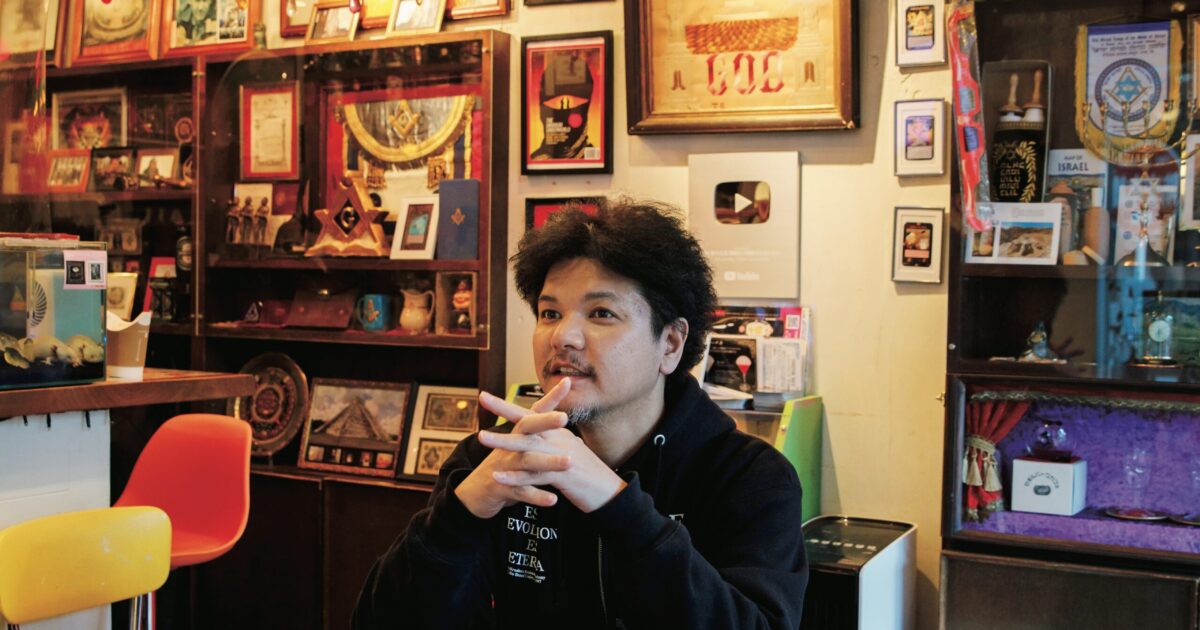 Mr.都市伝説〟こと関暁夫さんは、二十歳のとき、何をしていたか