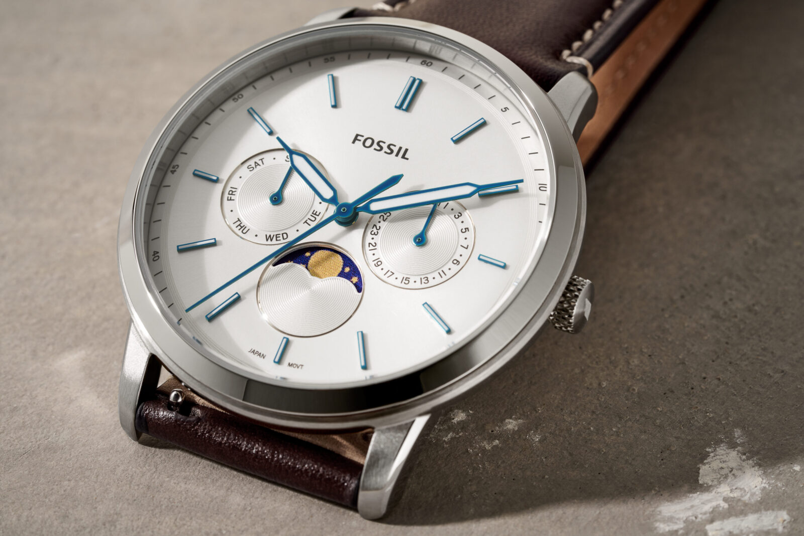 FOSSIL〉からNEUTRAコレクションの新作時計が発売。 | POPEYE Web