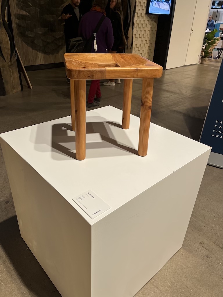 Kari Virtanenの木の椅子