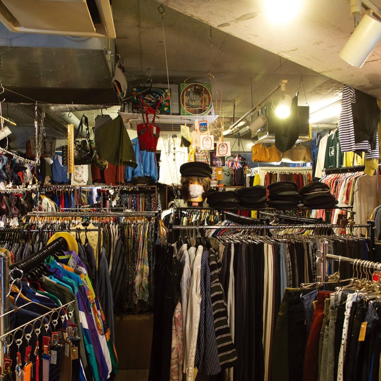 Vintage Shop Guide／FACING THE UNKNOWN 未知との遭遇を求めて。