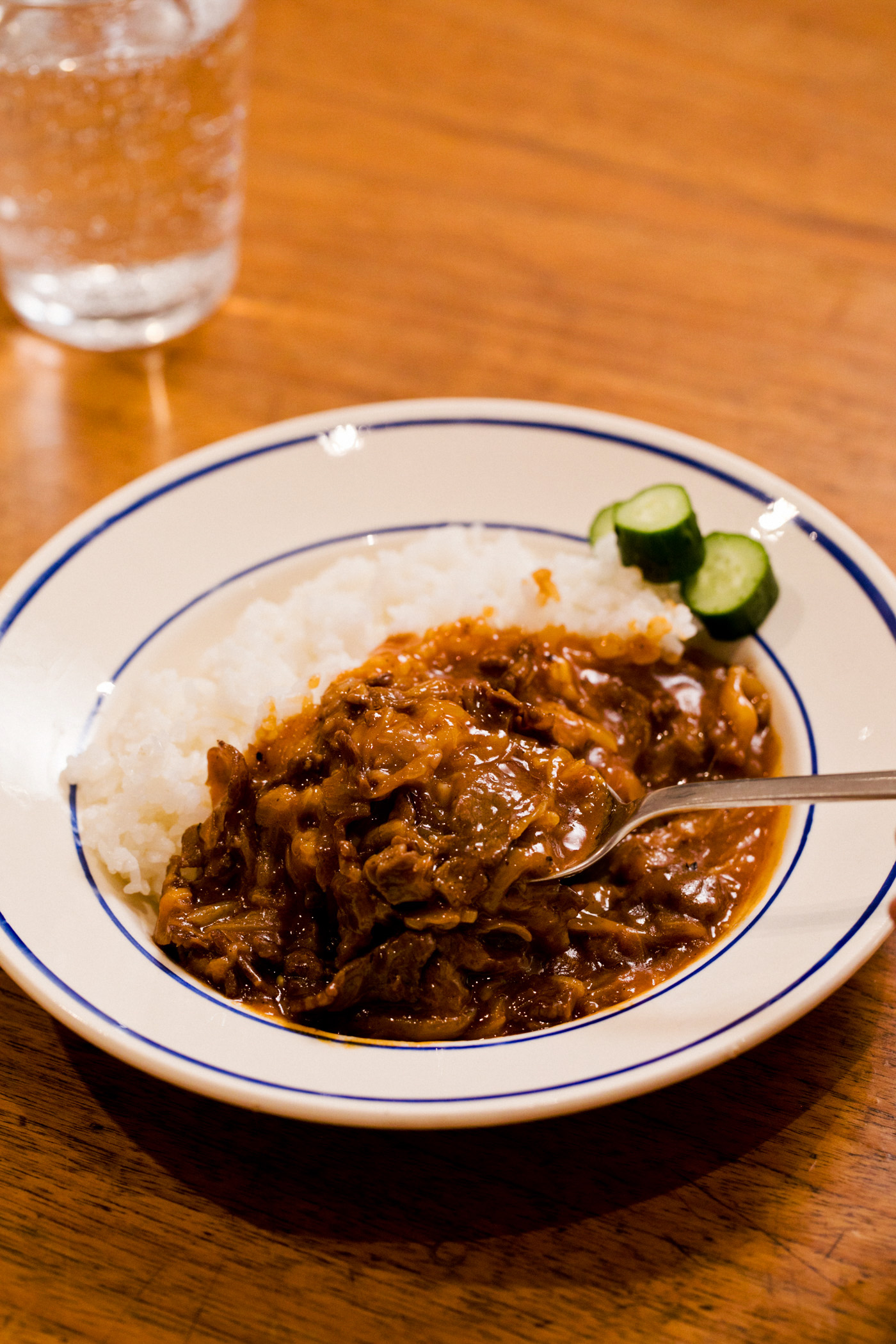 ケチャップを焼いて作るハヤシライス。