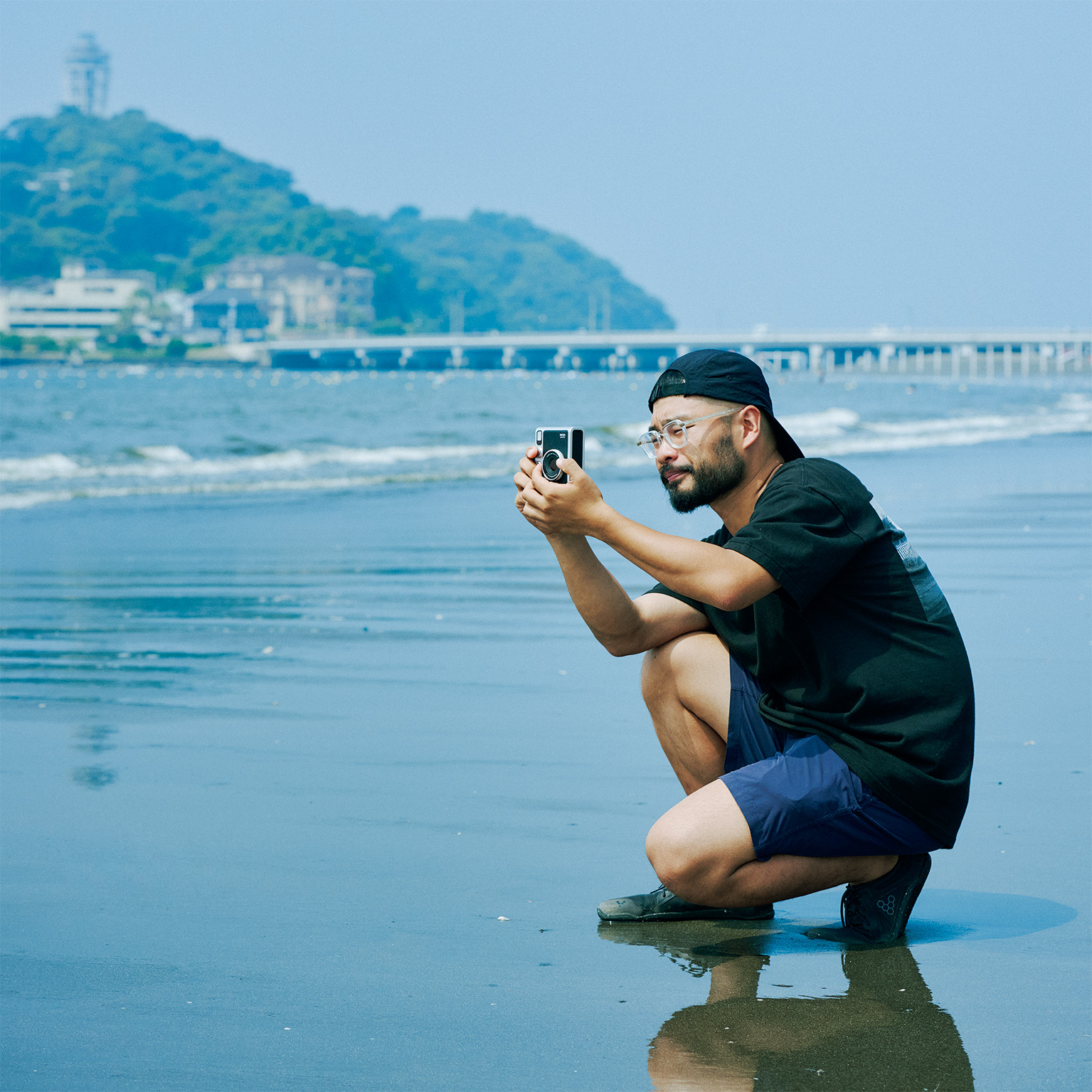 instax mini Evo™と一緒に、いつもとはちょっと違う旅。