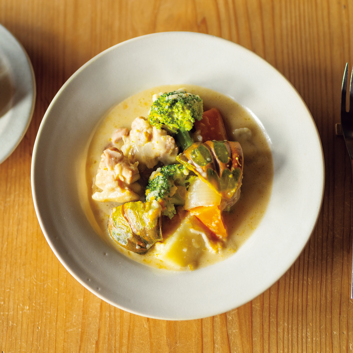 水炊きのように作る、クリームシチュー。