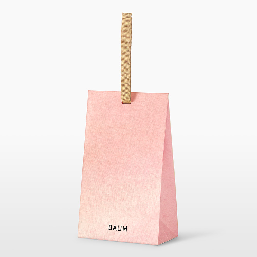 〈バウム〉のさくらが香る、早春のふたり。