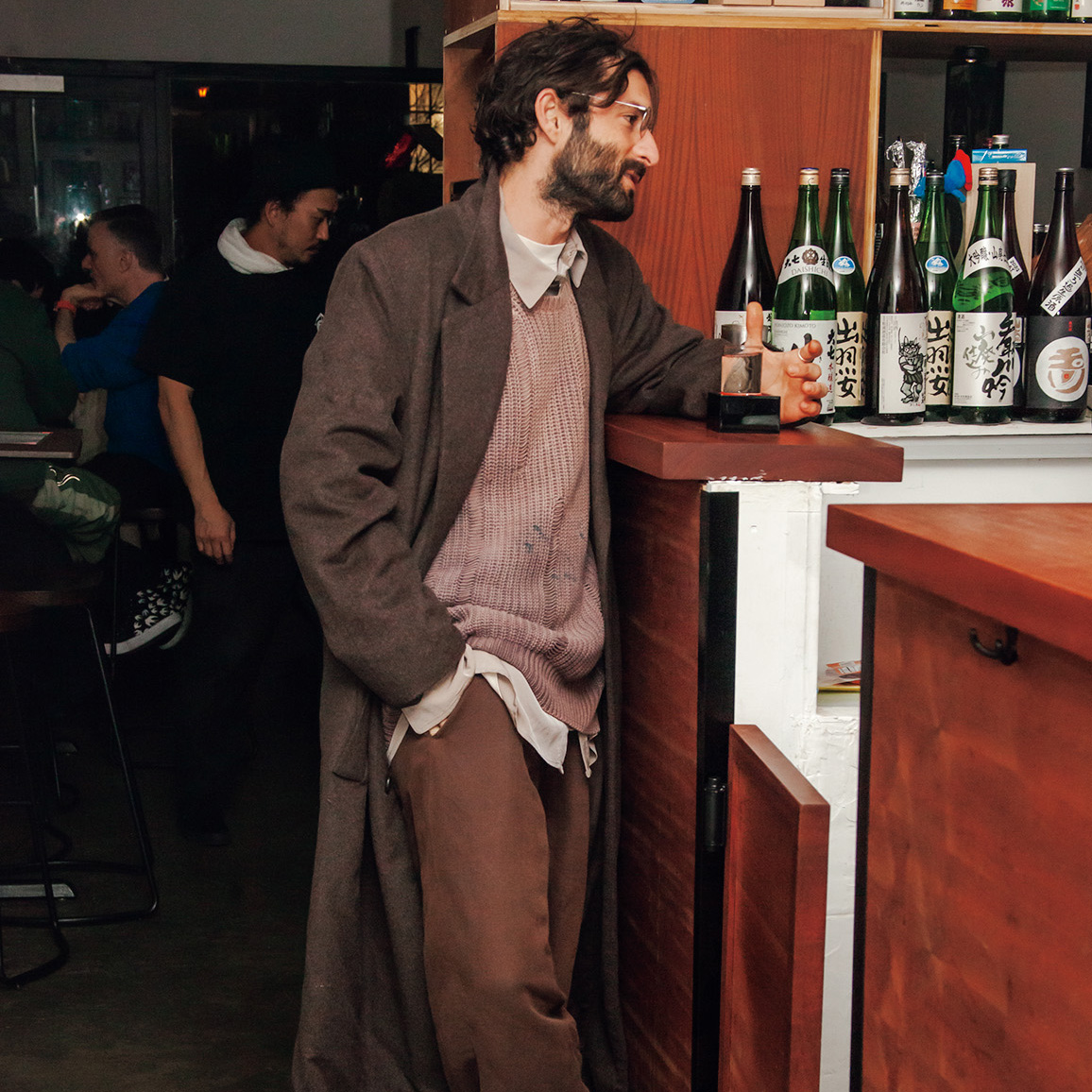 日本酒とファッションを愛する人たち。