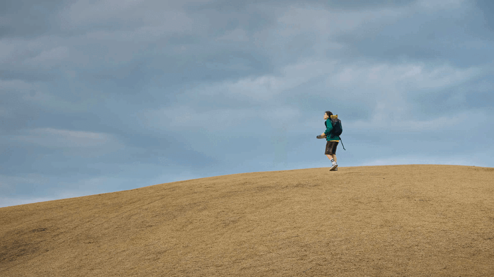 〈ザ・ノース・フェイス〉の「GAR」を着て街をぶらぶら。気付けば天体観測!?