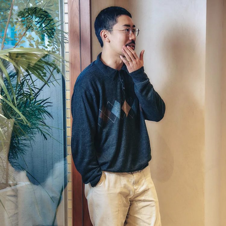 清潔感と軽やかさを兼ね備えた“無造作ヘア”にこなれたスタンダードな服がよく似合う。