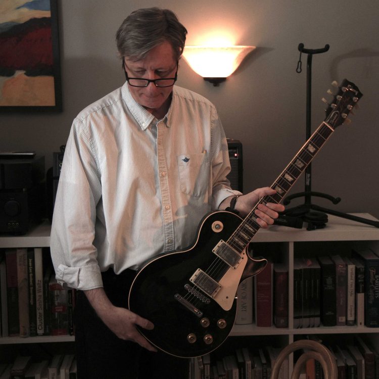 『トゥ・ランド』のハル・ハートリー監督にインタビュー。