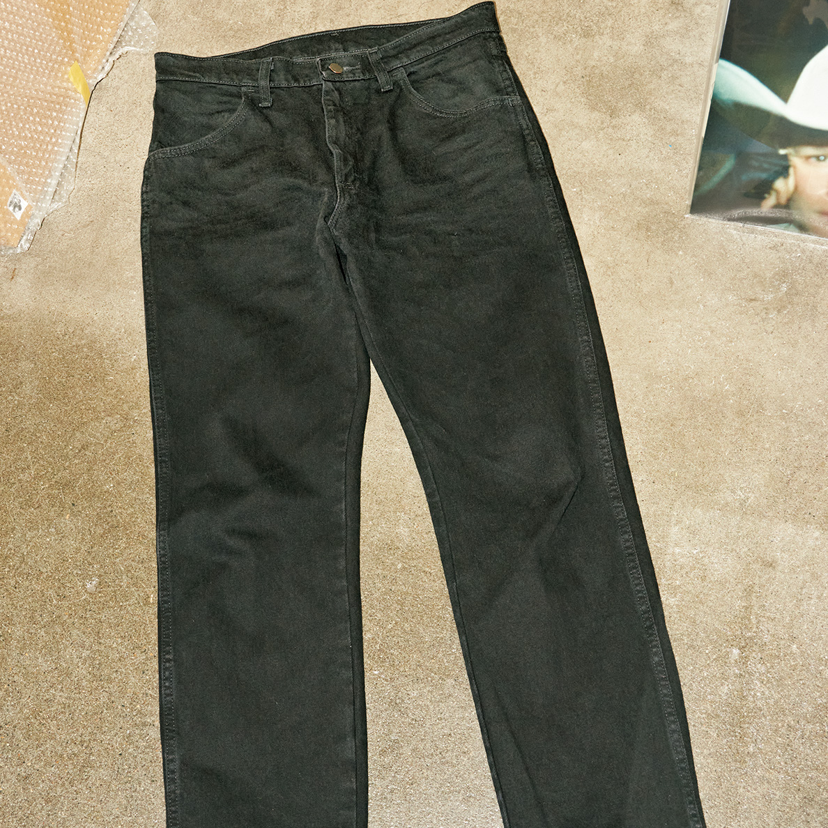 アメ横をクルーズして、なんでもない服を「メデェ〜」する。