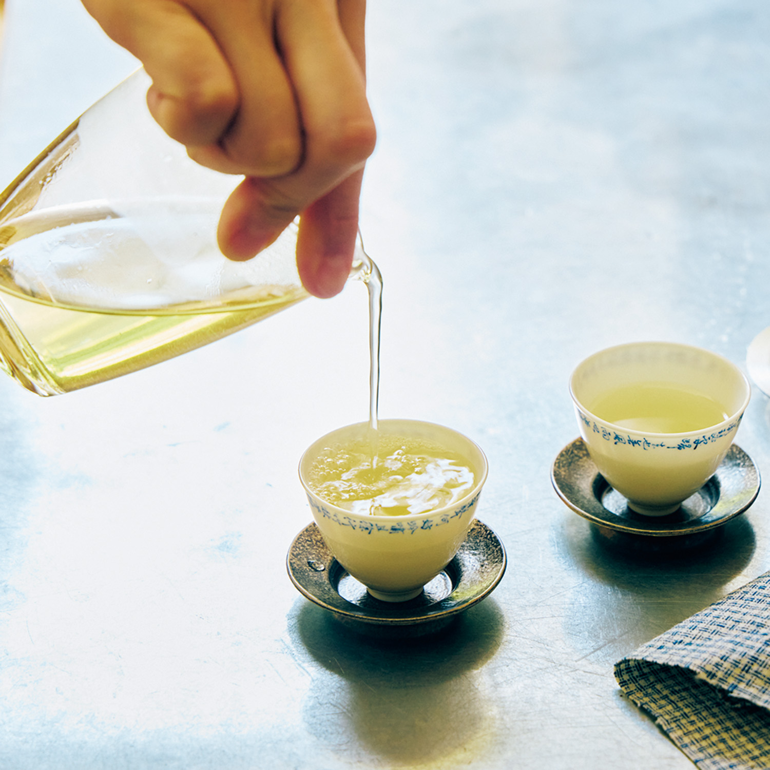旅はお茶連れ。