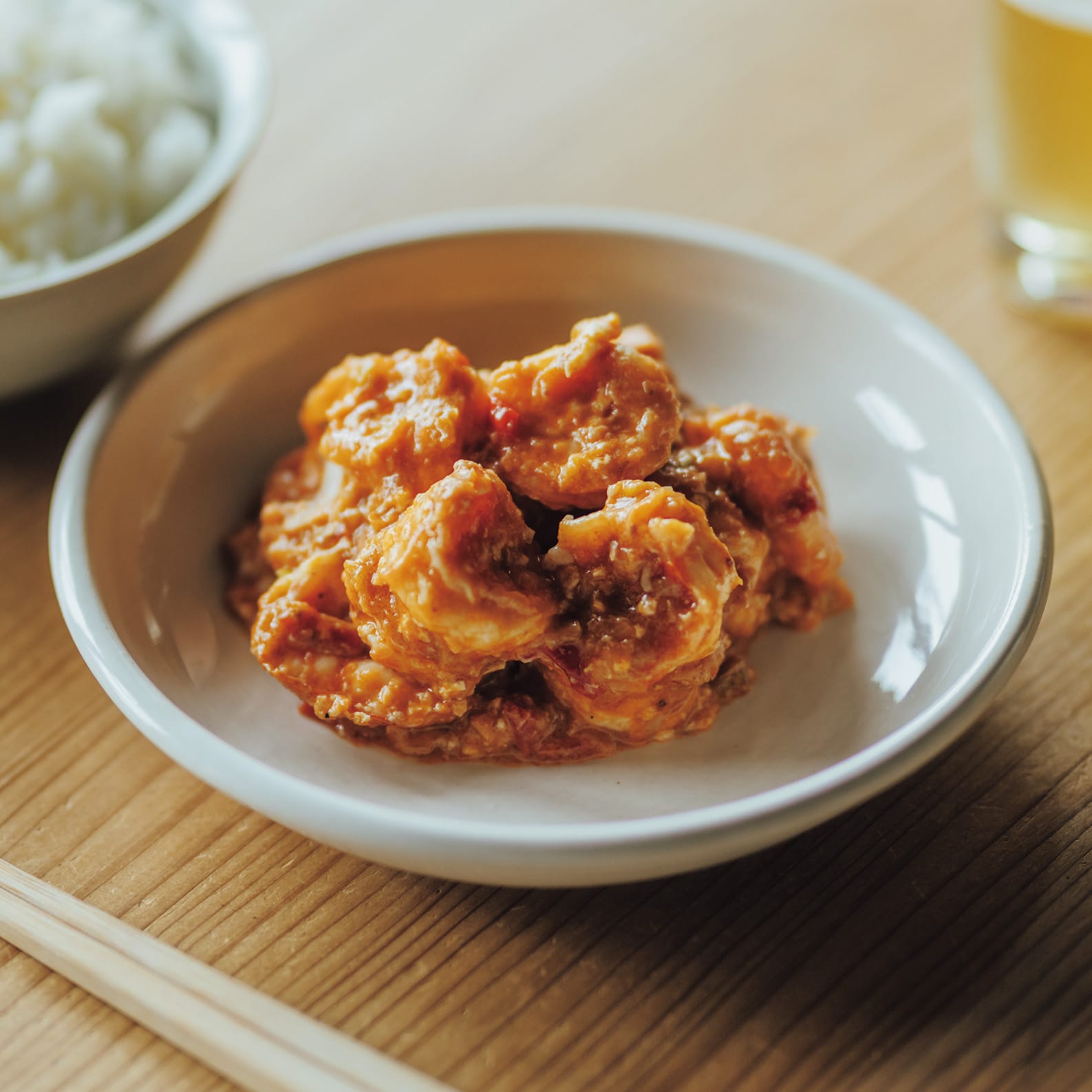 オレンジをちょっと加える、エビチリ。