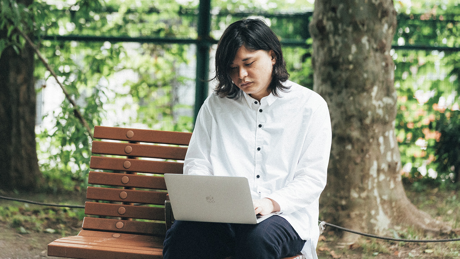 坂本湾/“労働”の酸いも甘いも詰め込んだデビュー作。小説家という仕事 坂本湾/“労働”の酸いも甘いも詰め込んだデビュー作。小説家という仕事