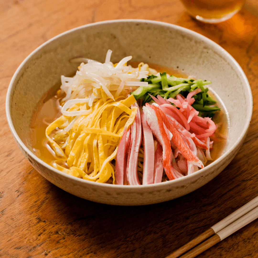 生姜をひと絞り、さっぱり仕上げる冷やし中華。